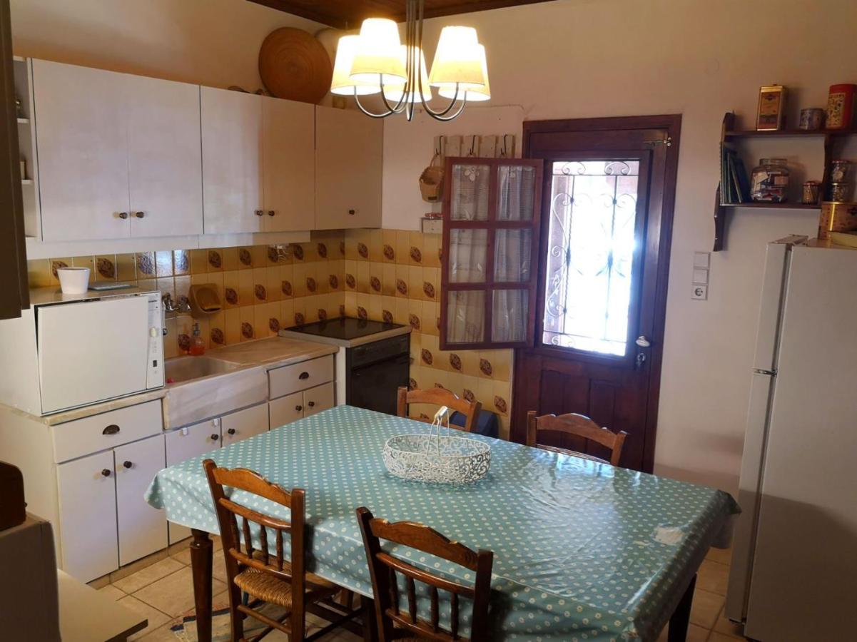 Villa Lena Entire Cottage Kalamaki  Экстерьер фото